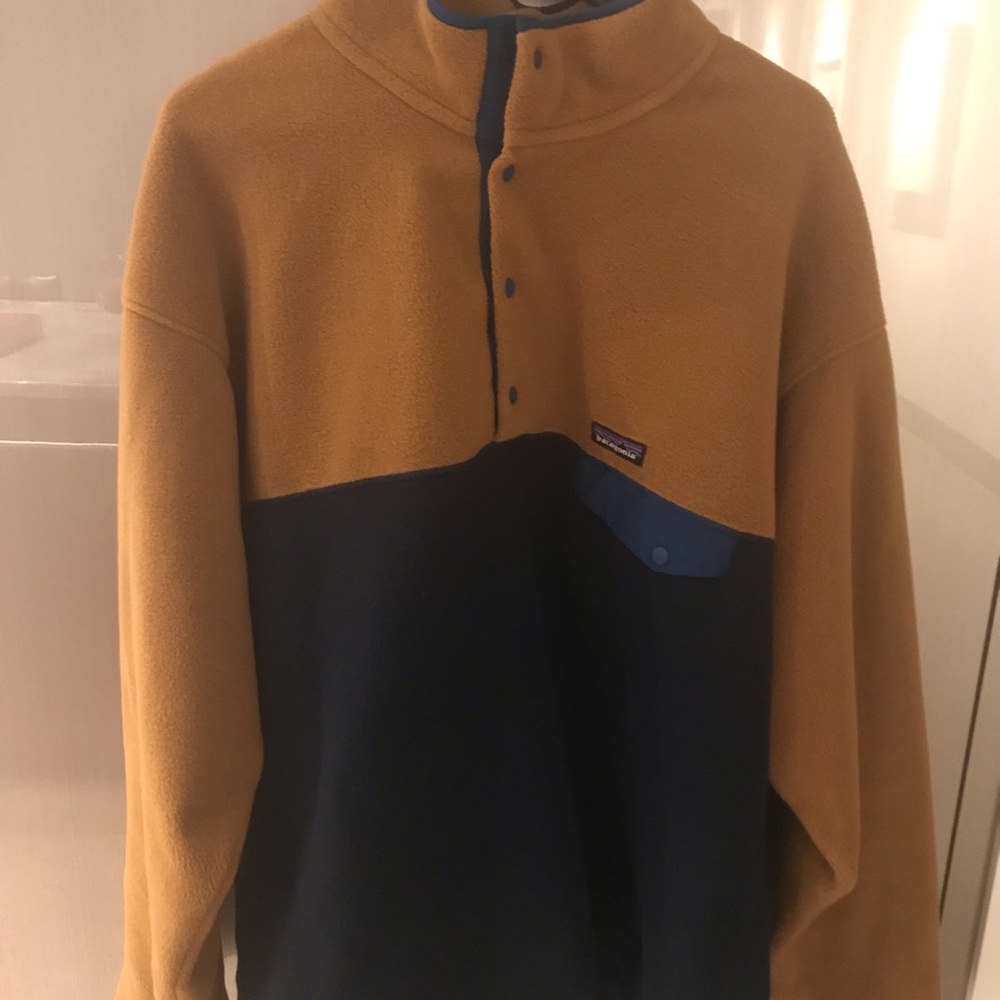 Patagonia sweater tan navy blue xxl